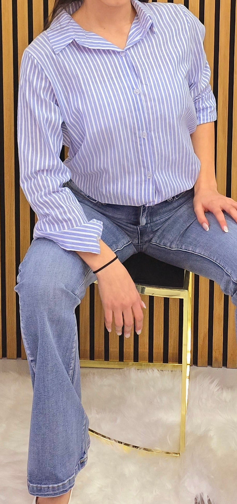 Camicia a righe azzurre – nodo regolabile